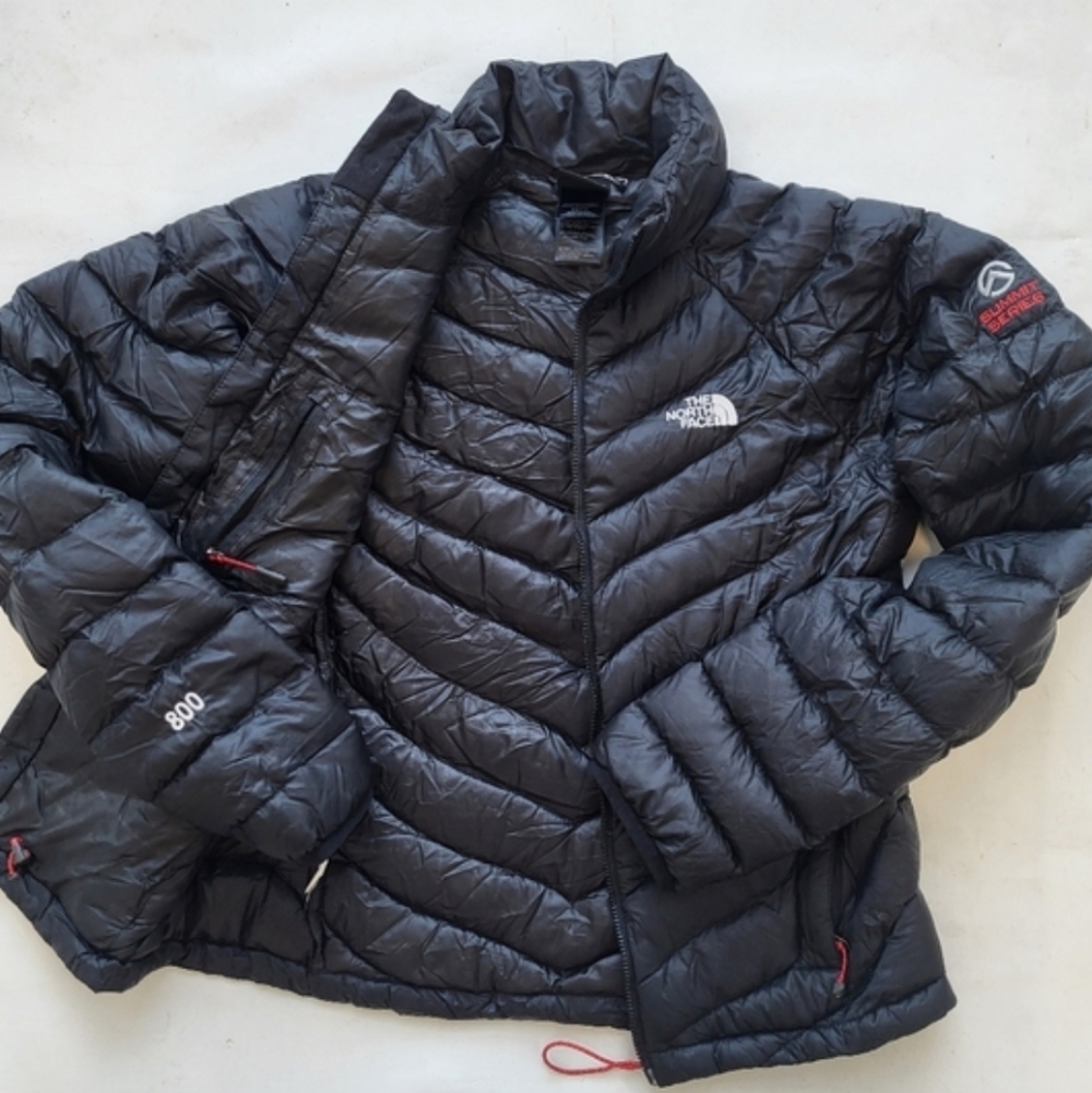 The North Face Women's Summit 800 GD Fill Packable Black Puffer - Picture 2 of 12